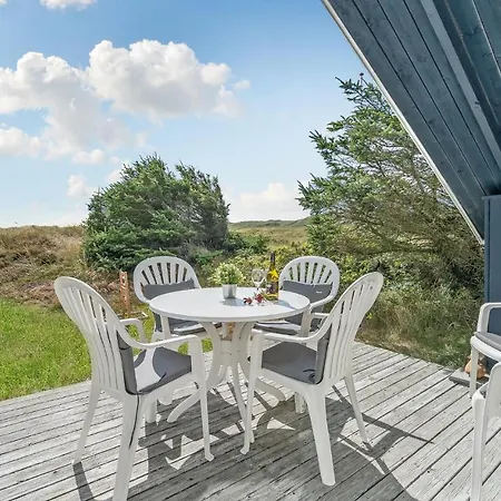 Gorgeous In Hvide Sande With Wifi Bjerregård