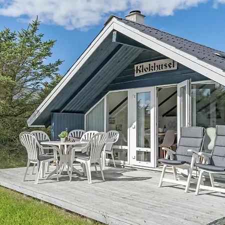 Gorgeous In Hvide Sande With Wifi 度假居 Bjerregård